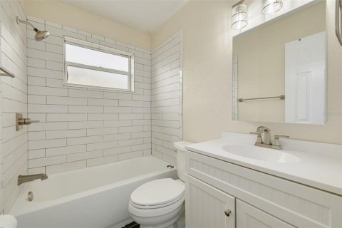 Villa ou maison à vendre à Saint Petersburg, Floride: 2 chambres, 102.56 m2 № 2408069 - photo 26