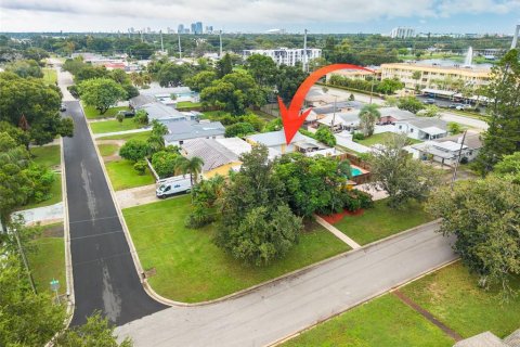 Villa ou maison à vendre à Saint Petersburg, Floride: 2 chambres, 102.56 m2 № 2408069 - photo 3