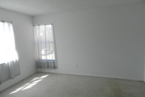 Copropriété à vendre à Royal Palm Beach, Floride: 2 chambres, 108.23 m2 № 2077536 - photo 7