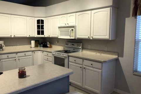 Casa en alquiler en Lady Lake, Florida, 3 dormitorios, 191.84 m2 № 1822439 - foto 3