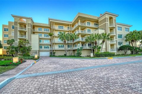 Copropriété à vendre à Longboat Key, Floride: 3 chambres, 230.86 m2 № 2098871 - photo 2