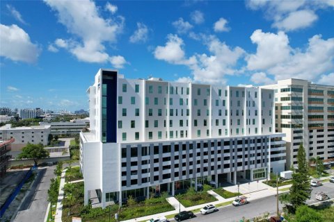 Propiedad comercial en venta en Aventura, Florida № 1102414 - foto 20