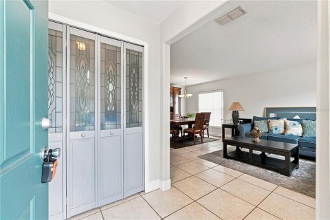 Casa en venta en Lake Mary, Florida, 4 dormitorios, 182.09 m2 № 2295375 - foto 6