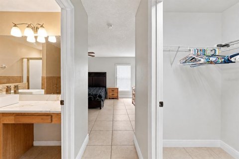 Casa en venta en Lake Mary, Florida, 4 dormitorios, 182.09 m2 № 2295375 - foto 17