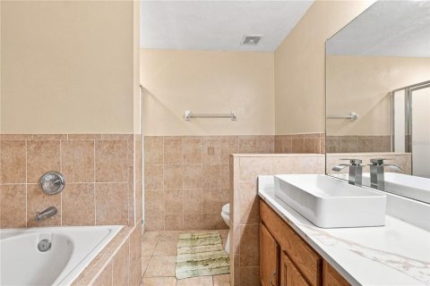 Casa en venta en Lake Mary, Florida, 4 dormitorios, 182.09 m2 № 2295375 - foto 20