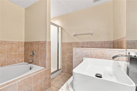 Casa en venta en Lake Mary, Florida, 4 dormitorios, 182.09 m2 № 2295375 - foto 19