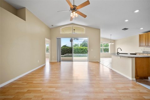 Casa en venta en Land O' Lakes, Florida, 4 dormitorios, 228.17 m2 № 1846716 - foto 7