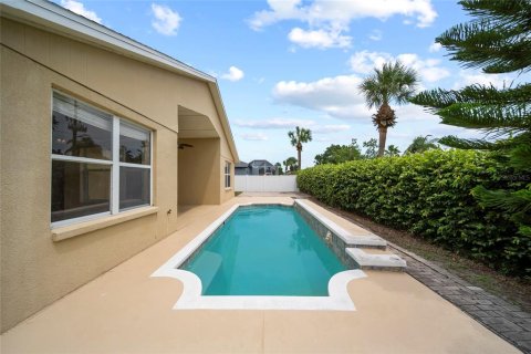 Casa en venta en Land O' Lakes, Florida, 4 dormitorios, 228.17 m2 № 1846716 - foto 3