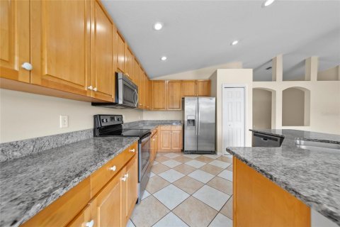 Casa en venta en Land O' Lakes, Florida, 4 dormitorios, 228.17 m2 № 1846716 - foto 12