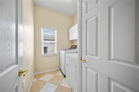 Casa en venta en Land O' Lakes, Florida, 4 dormitorios, 228.17 m2 № 1846716 - foto 29