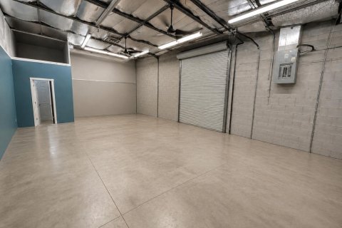 Immobilier commercial à Stuart, Floride № 2439290