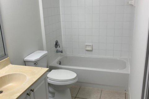 Condo in Wellington, Florida, 2 bedrooms  № 2261502 - photo 8