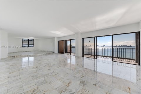 Copropriété à vendre à Miami, Floride: 2 chambres, 215.53 m2 № 1998409 - photo 2