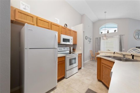 House in Davenport, Florida 4 bedrooms, 143.26 sq.m. № 1798005 - photo 19