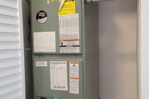 Touwnhouse à vendre à Miramar, Floride: 3 chambres, 139.63 m2 № 2029330 - photo 19