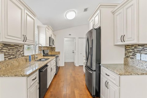 Casa en venta en Summerfield, Florida, 3 dormitorios, 143.35 m2 № 1917993 - foto 19