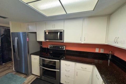 Condominio en venta en Tarpon Springs, Florida, 2 dormitorios, 103.59 m2 № 1854195 - foto 10