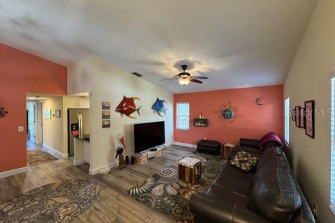 Condominio en venta en Tarpon Springs, Florida, 2 dormitorios, 103.59 m2 № 1854195 - foto 2