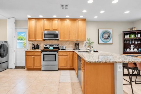 Villa ou maison à vendre à Saint Petersburg, Floride: 3 chambres, 105.91 m2 № 2411696 - photo 7