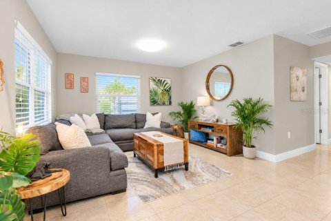 Villa ou maison à vendre à Saint Petersburg, Floride: 3 chambres, 105.91 m2 № 2411696 - photo 11