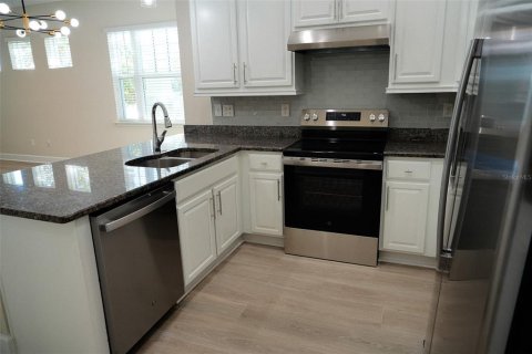Townhouse in Orlando, Florida 3 bedrooms, 180.69 sq.m. № 2238249 - photo 9