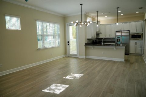 Townhouse in Orlando, Florida 3 bedrooms, 180.69 sq.m. № 2238249 - photo 14