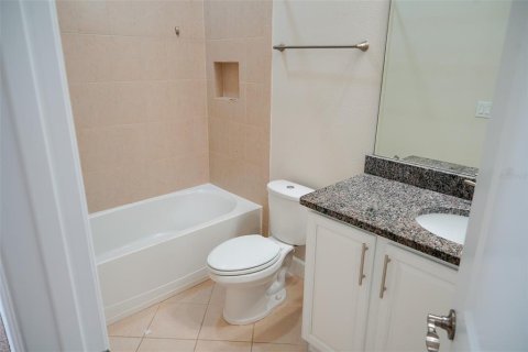 Townhouse in Orlando, Florida 3 bedrooms, 180.69 sq.m. № 2238249 - photo 2