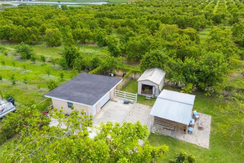 House in Homestead, Florida 3 bedrooms, 213.49 sq.m. № 1738826 - photo 26