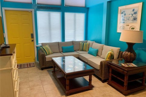 House in New Smyrna Beach, Florida 3 bedrooms, 153.66 sq.m. № 1759459 - photo 12