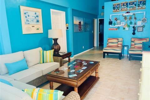 House in New Smyrna Beach, Florida 3 bedrooms, 153.66 sq.m. № 1759459 - photo 11