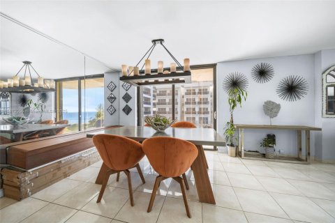 Copropriété à vendre à Miami Beach, Floride: 2 chambres, 141.58 m2 № 1762781 - photo 5