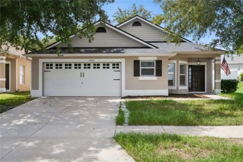 Casa en Tavares, Florida 3 dormitorios, 139.35 m2 № 2379821