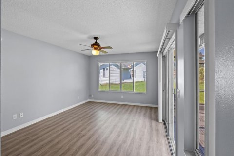 House in Leesburg, Florida 3 bedrooms, 153.1 sq.m. № 1856767 - photo 11