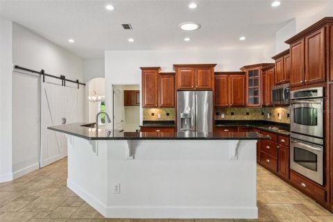 House in STONEYBROOK HILLS in Mount Dora, Florida 4 bedrooms, 319.77 sq.m. № 1810598 - photo 20