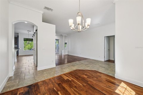 House in STONEYBROOK HILLS in Mount Dora, Florida 4 bedrooms, 319.77 sq.m. № 1810598 - photo 18