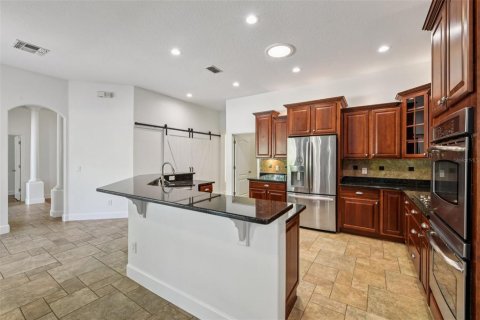 House in STONEYBROOK HILLS in Mount Dora, Florida 4 bedrooms, 319.77 sq.m. № 1810598 - photo 19