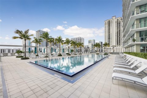 Copropriété à vendre à Miami, Floride: 2 chambres, 94.11 m2 № 2001168 - photo 22