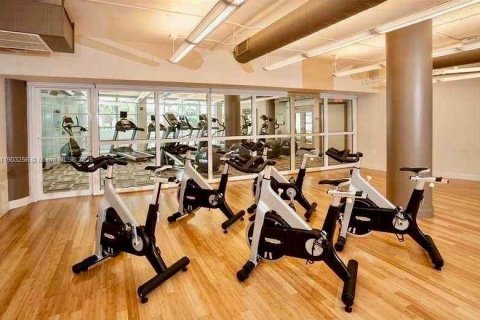 Снять в аренду кондоминиум в Майами, Флорида 1 спальня, 74.88м2, № 1954728 - фото 19