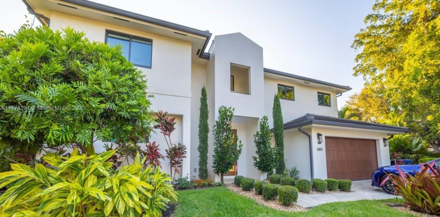 Дом в Уилтон-Мэнорс, Флорида 5 спален, 439.06м2 № 2035022