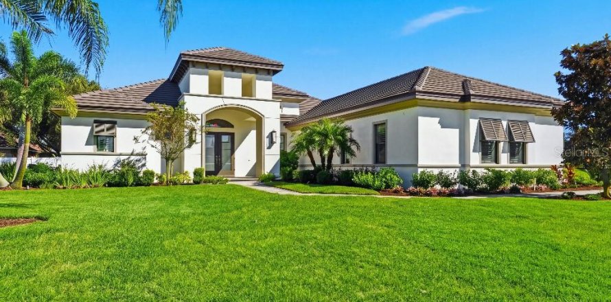 Villa ou maison à Winter Haven, Floride 4 chambres, 262.45 m2 № 2437159