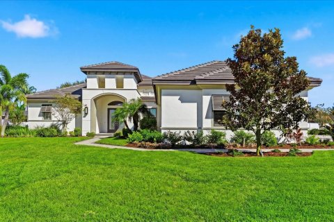 Villa ou maison à vendre à Winter Haven, Floride: 4 chambres, 262.45 m2 № 2437159 - photo 2