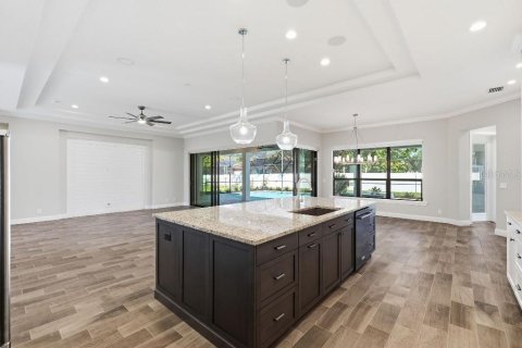 Villa ou maison à vendre à Winter Haven, Floride: 4 chambres, 262.45 m2 № 2437159 - photo 11