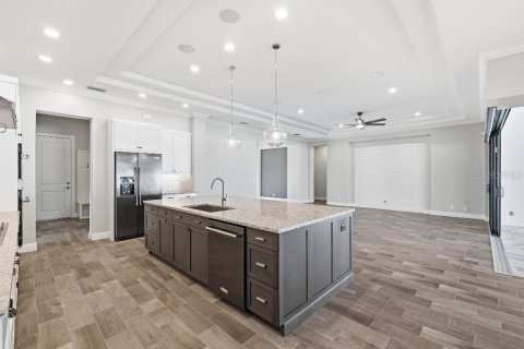 Villa ou maison à vendre à Winter Haven, Floride: 4 chambres, 262.45 m2 № 2437159 - photo 10