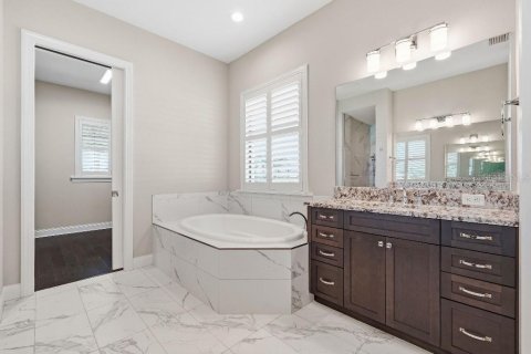 Villa ou maison à vendre à Winter Haven, Floride: 4 chambres, 262.45 m2 № 2437159 - photo 18