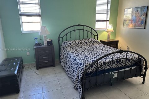 Condominio en venta en Aventura, Florida, 2 dormitorios, 100.61 m2 № 1958447 - foto 12