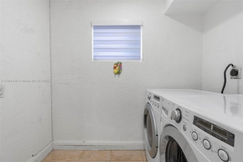 Condominio en venta en Miami, Florida, 2 dormitorios, 114.73 m2 № 1867302 - foto 21