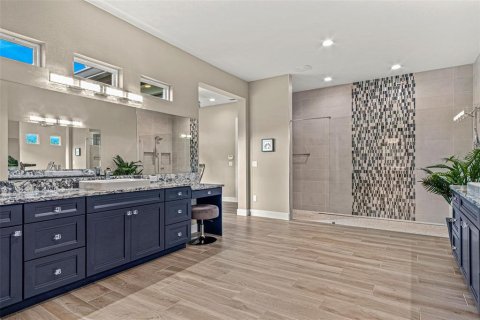 House in Port Orange, Florida 4 bedrooms, 379.51 sq.m. № 2106581 - photo 28