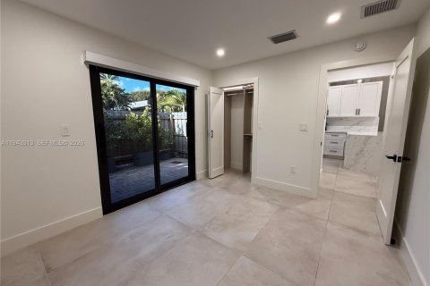 Touwnhouse à louer à Miami, Floride: 2 chambres, 90.3 m2 № 1999387 - photo 14