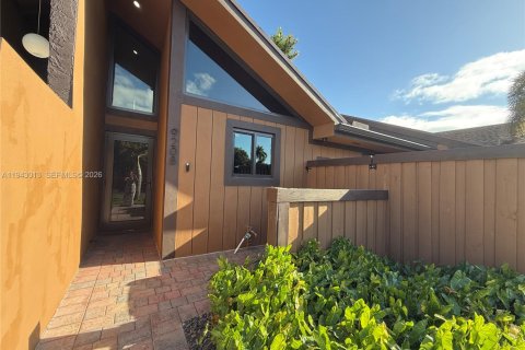 Touwnhouse à Miami, Floride 2 chambres, 90.3 m2 № 1999387