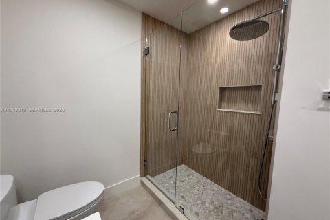 Touwnhouse à louer à Miami, Floride: 2 chambres, 90.3 m2 № 1999387 - photo 10